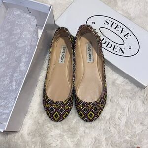 Steve Madden Stidded Multicolor Flats